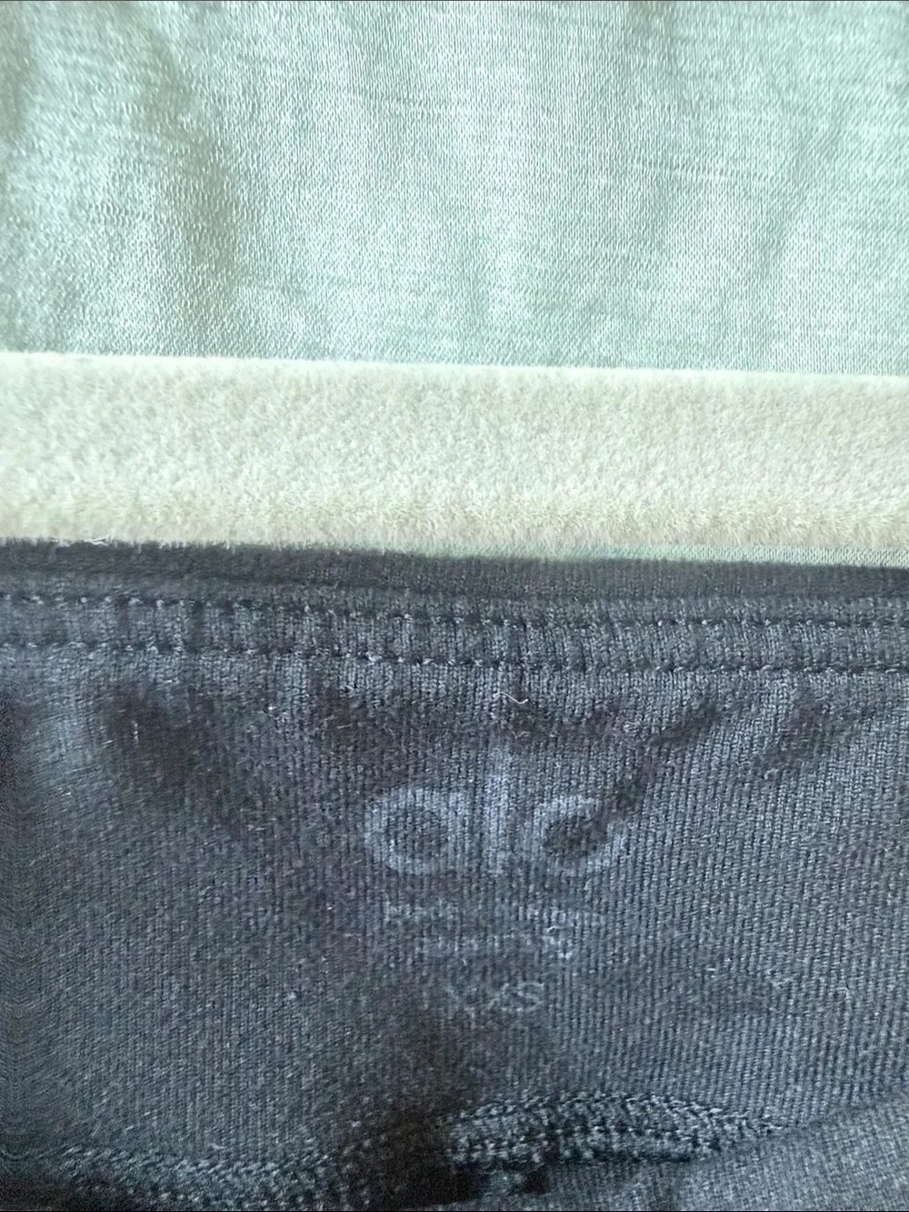 ALO Yoga these leggings